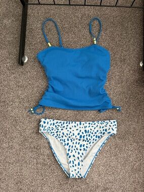 Blue Ribbed Tankini Top & Printed Bikini Bottom - Women Swim Set